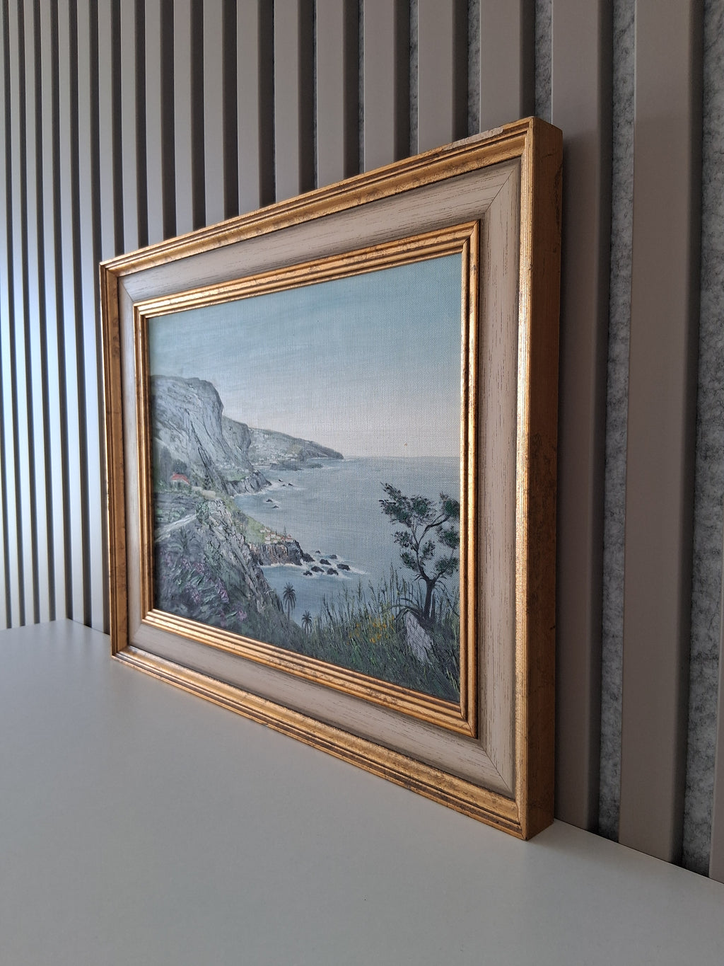 ORIGINAL Ölgemälde auf Leinwand inkl. Rahmen | Küstenlandschaft / Steilküste | 41x33 cm | Signiert