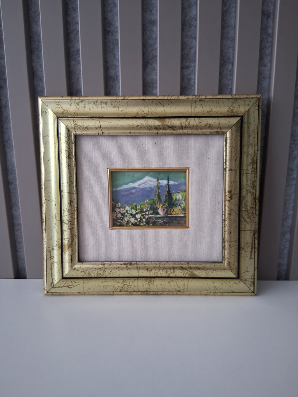 ORIGINAL Ölgemälde auf Holzplatte inkl. Rahmen | Taormina mit Ätna / Sizilien / Italien | 25x23 cm | Signiert